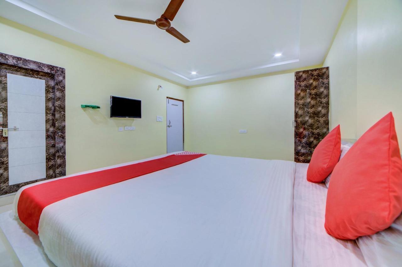 Hotel O Ksl Guest House Karimnagar Kültér fotó