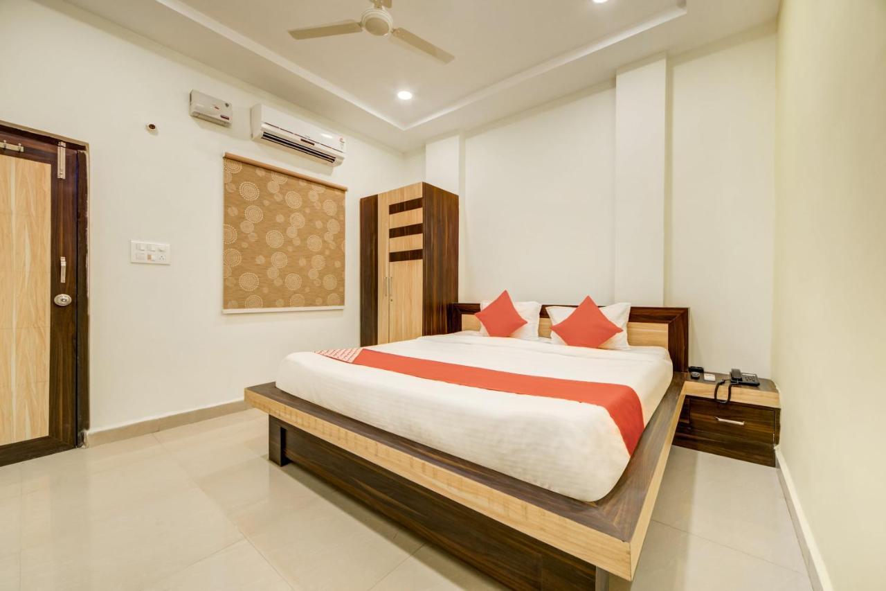 Hotel O Ksl Guest House Karimnagar Kültér fotó