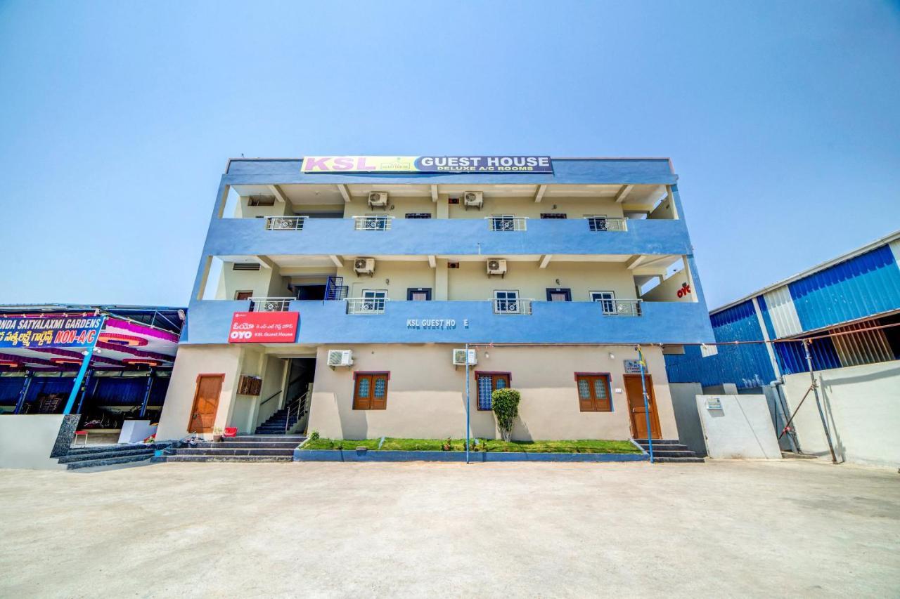 Hotel O Ksl Guest House Karimnagar Kültér fotó