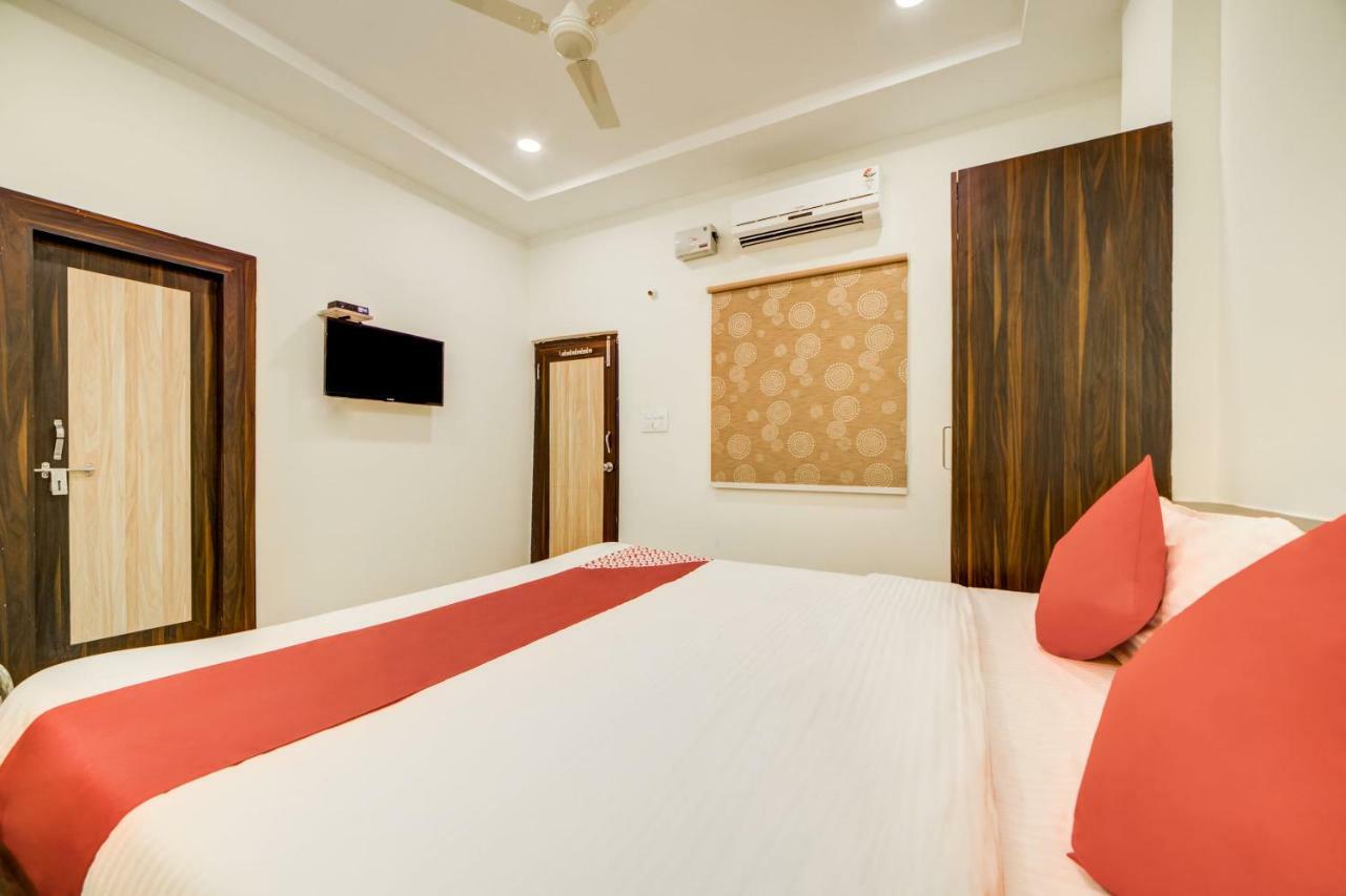 Hotel O Ksl Guest House Karimnagar Kültér fotó